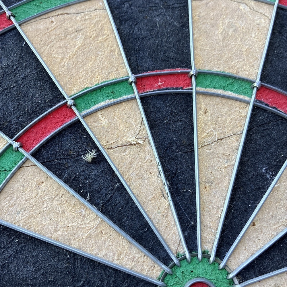 Vintage Winmau Accudart Official British Dart Organization (BDO) Board - Picture 4 of 16